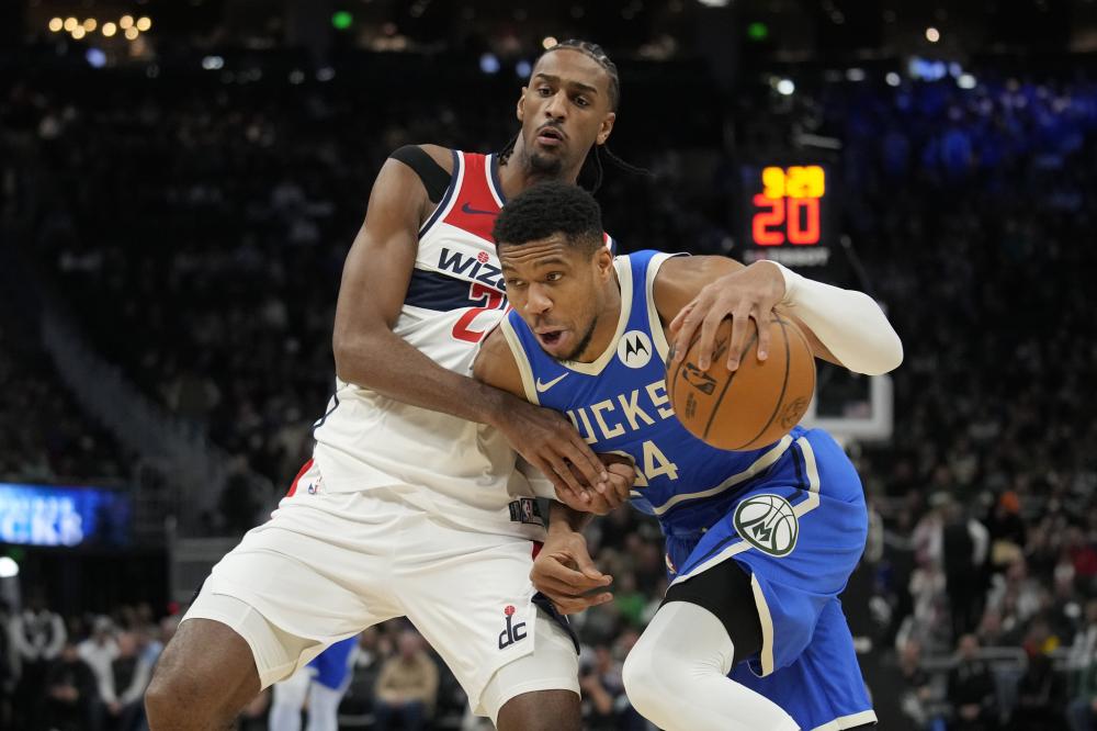 哈登24分快船终结魔术6连胜 纽约送太阳5连败.